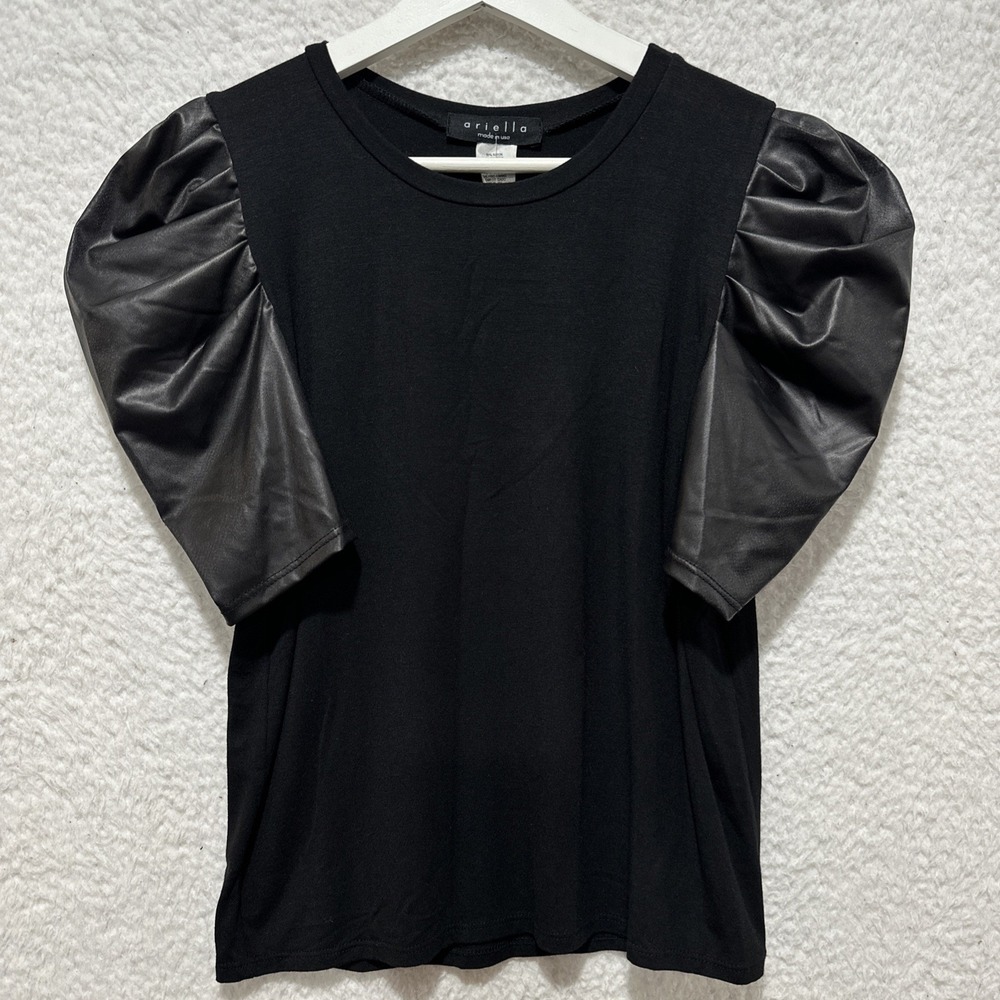 Ariella Black Pleather Puff Short Sleeve Top‎ Women's Size Small Made In USA NWT